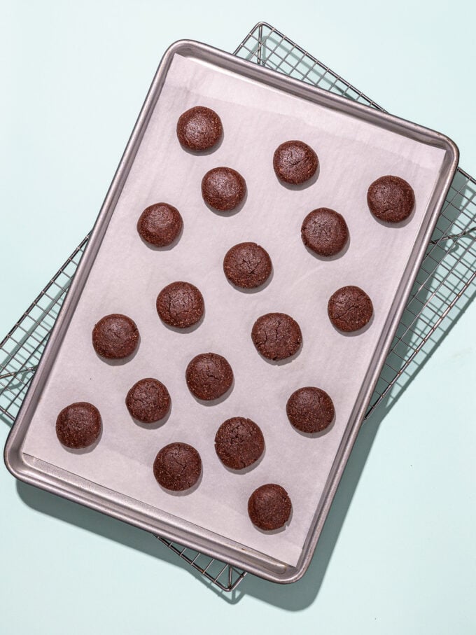 thin mint cookies baked on baking sheet